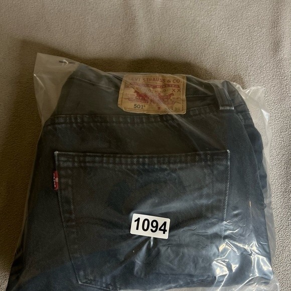 Vintage Levis 501 Cargo Double XX Straight Button Fly Jeans Mens Sz 33 x 33 - Picture 16 of 16